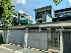 Huit (D26), Terrace #435741921